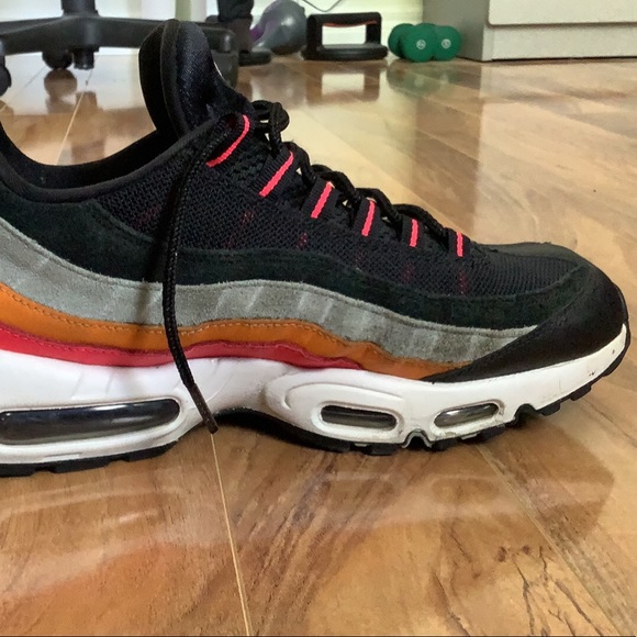 Nike Air Max 95 - Picture 3 of 9